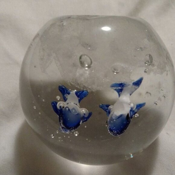 Gentile Art Glass Paperweight w/Internal Decorations Two Dolphins 1960's - Picture 4 of 6